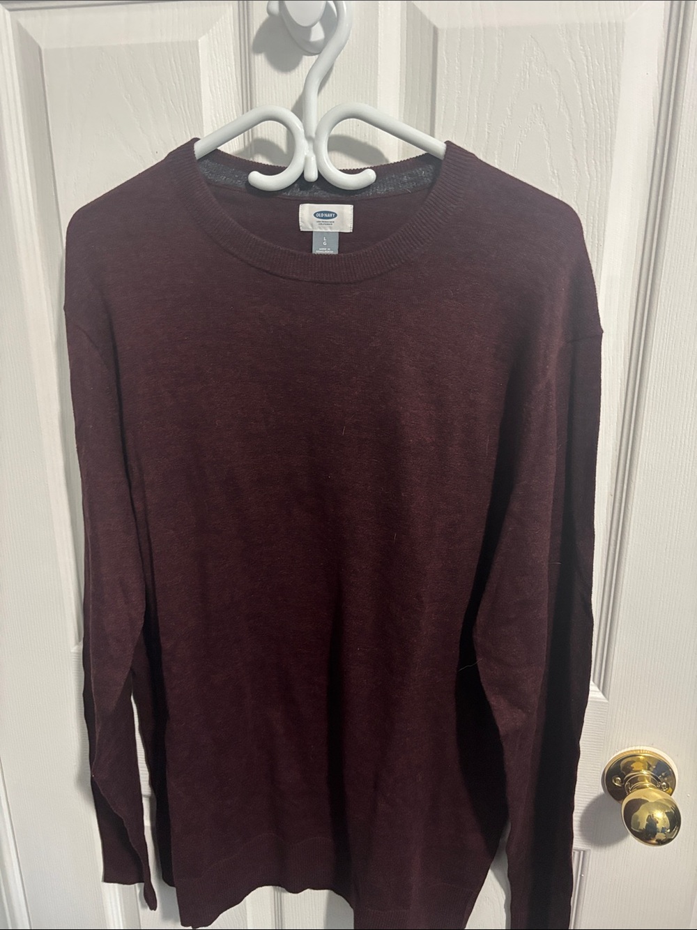 Old Navy Men's Burgundy Crewneck Sweater